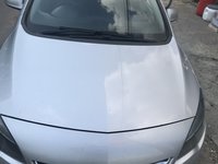 Capota fata Opel Astra J 2013