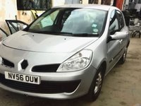 Capota fata renault clio 3 2011