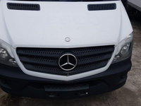 Capota grila faruri bara fata trager Mercedes Sprinter 2013 - 2018