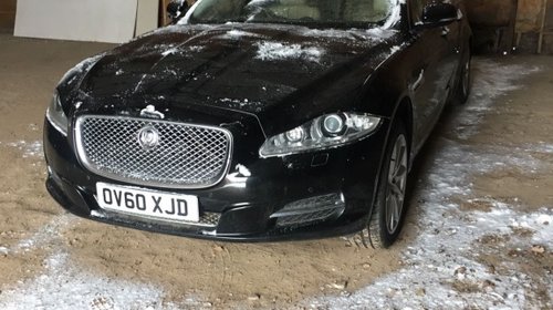 Capota Jaguar XJ 2011 limuzina 3.0