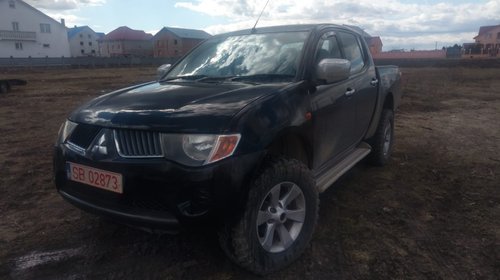 Capota Mitsubishi L200 2005 Pick-up 2.5 Di-D 