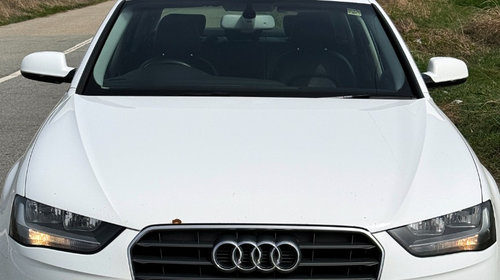 Capota motor Audi A4 B8 din 2013 Facelift
