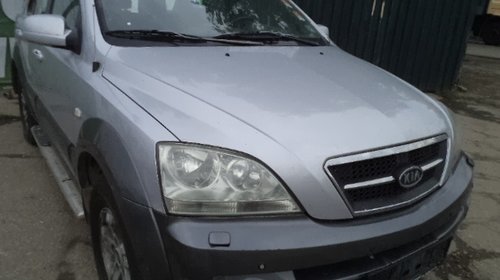 Capota motor Kia Sorento an fabricatie 2004: motor 2479 cc, diesel,