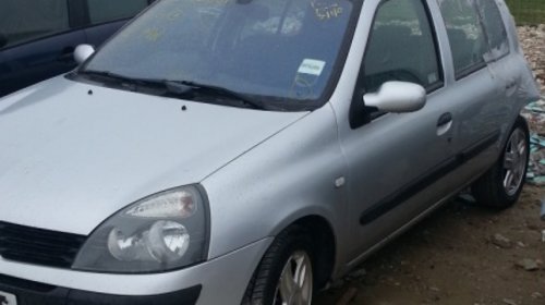 Capota motor Renault Clio