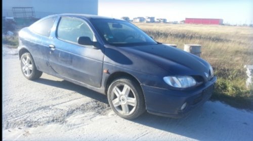 Capota motor Renault Megane 1