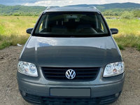 Capota motor VW Touran 1.9 TDI BXE din 2005