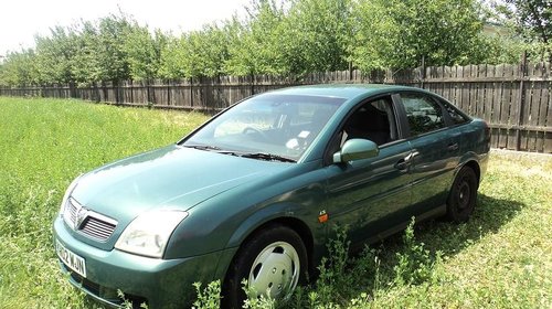 Capota OPEL VECTRA C 2002 + grila vauxhall. Este originala, in stare foarte buna, prezinta zgarieturi fine. *GARANTIE,FACTURA!