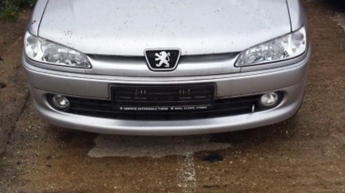 Capota Peugeot 306 din 2002