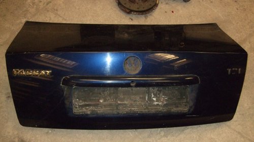 Capota portbagaj / spate / haion VW Passat, an 2000