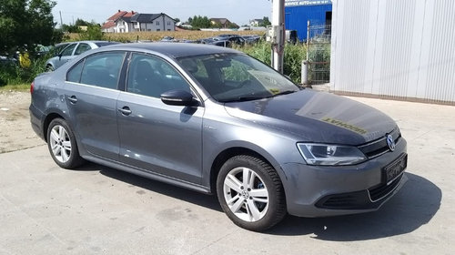 Capota portbagaj spate Volkswagen Jetta 2014 Sedan 1.4 TSI Hybrid