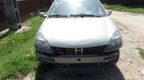 Capota Renault Clio Symbol din 2005