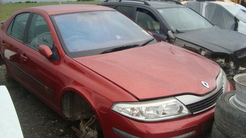 Capota Renault Laguna 2 din 2004 motor 1.9dci F9Q