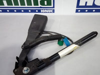 Capsa centura dreapta fata 13127269 Opel Astra H 2004-2014