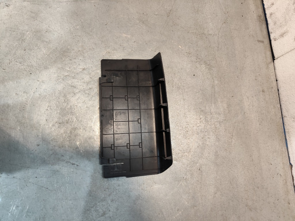 Carcasa amplificator VW Passat B6 Varian