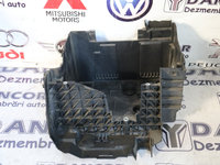 CARCASA BATERIE RENAULT MEGANE 4 COD 244280249R DIN 2006 CU MIC DEFECT