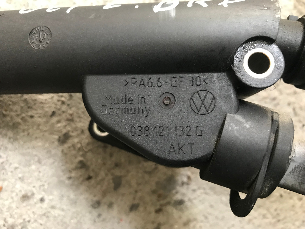 Carcasa corp termostat a6 c6 passat b6 a