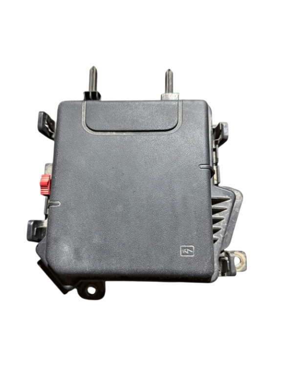 Carcasa cutie panou siguranțe Renault Fluence Megane Scenic 284B10002R