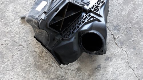 Carcasa filtru aer Audi A4 B8 2.0 TDI motor C