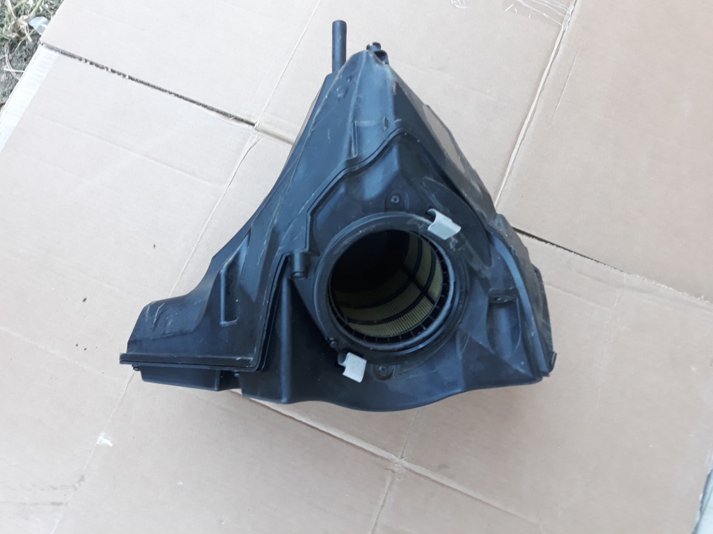 Carcasa filtru aer Audi a4 B8 ; A5; Q5 8R