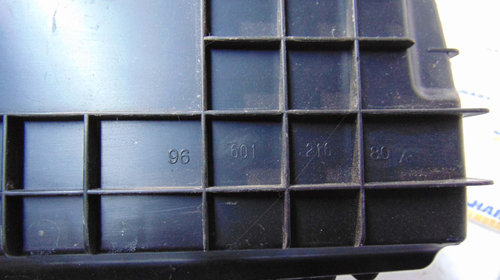 Carcasa filtru aer avand codul original 9660121680A, pentru Peugeot 407