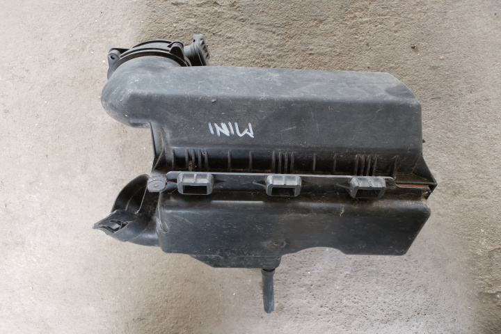 Carcasa filtru aer c4 c5 jumpy 2 scudo 2 mini cooper r56 307 1.6 hdi 2004 - 2010 cod: 9659405080 Carcasa filtru aer c4 c5 jumpy 2 scudo 2 mini cooper r56 307 1.6 hdi 2004 - 2010 cod: 9659405080 9659405080 Citroen