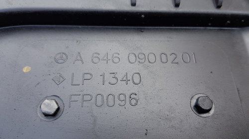 Carcasa filtru aer Mercedes S W220, 2003, A6460900201