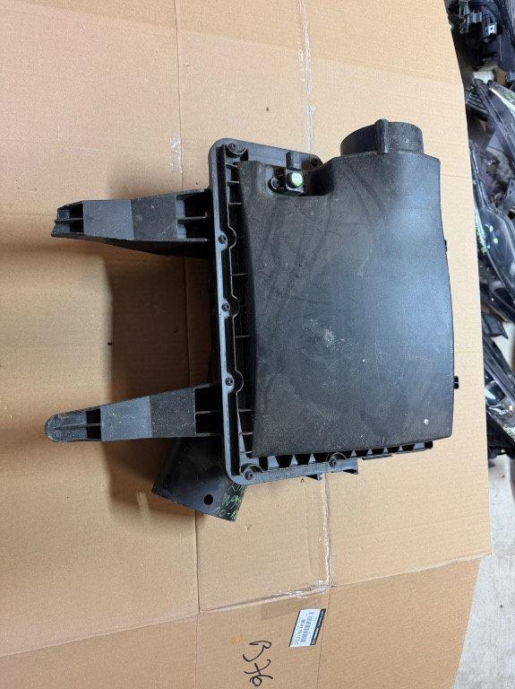 Carcasa filtru aer Mercedes Sprinter W906 2010/2011/2012/2013/2014/2015/2016/2017/2018
