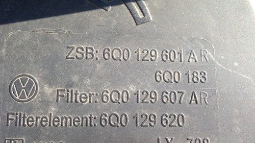 Carcasa filtru aer Skoda Fabia 2 / Skoda Roomster / motor 1.4 tdi ,cod:6Q0 129 620 AR