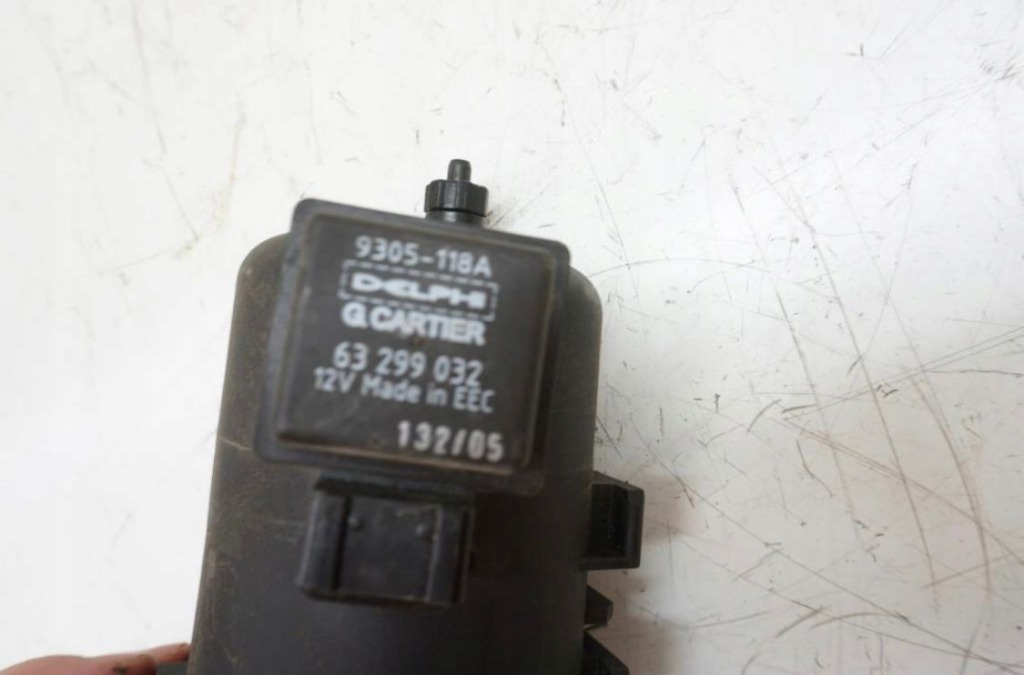Carcasa filtru combustibil cu senzor del