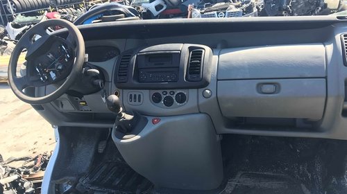 Carcasa filtru motorina Renault Trafic 2 Opel Vivaro Nissan Primastar 2007 2008 2009 2010