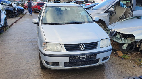 Carcasa filtru motorina Volkswagen Polo 6N 2000 Berlină 1.4 B