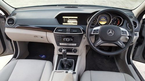 Carcasa Filtru Ulei Mercedes W204 OM651 an 2012