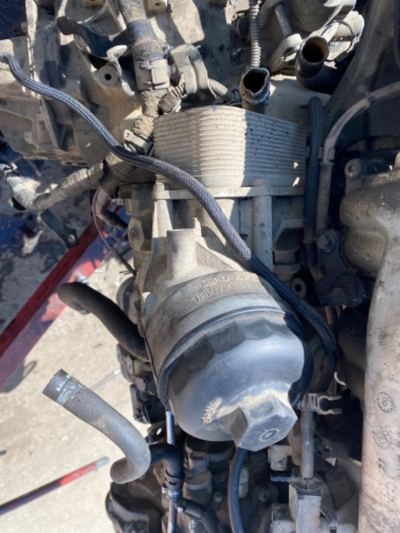 Carcasa filtru ulei Opel Astra J 1.7 CDTI cod: 6740273586