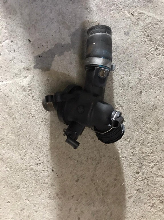Carcasa termostat Sprinter/E Class/C Class 2.2 cdi Euro 5 cod A6512000615