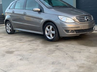 Carenaj aparatoare noroi dreapta spate Mercedes B Class B150 W245