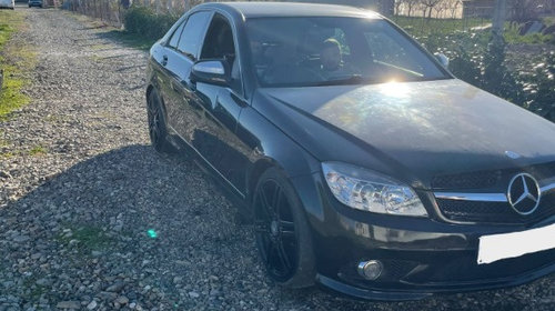 Carenaj aparatori noroi fata Mercedes C-Class