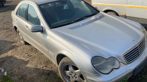 Carenaj aparatori noroi fata Mercedes C-Class W203 2004 Sedan 2.2