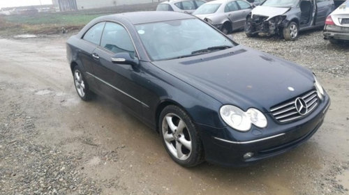 Carenaj aparatori noroi fata Mercedes CLK C209 2005 Berlina 2.7