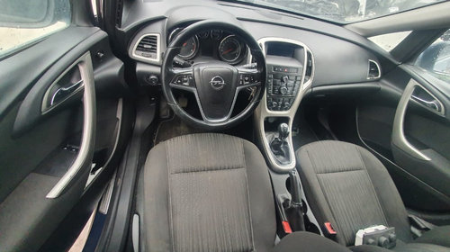 Carenaj aparatori noroi fata Opel Astra J 2011 hatchback 1.3 cdti