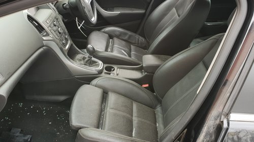Carenaj aparatori noroi fata Opel Astra J 2011 Hatchback 1.7 cdti