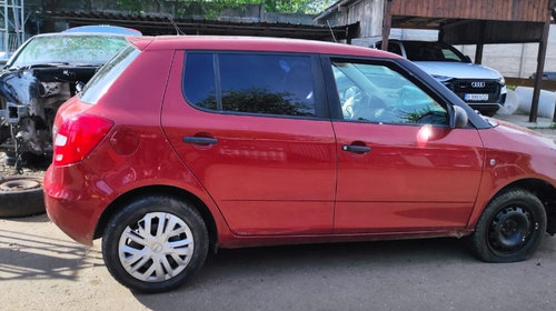 Carenaj aparatori noroi fata Skoda Fabia 2 2007 Berlina 1.2