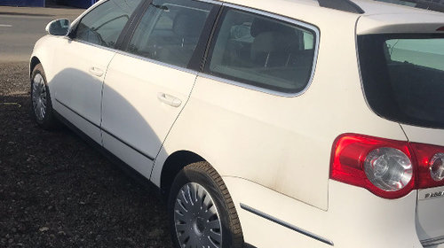 Carenaj aparatori noroi fata Volkswagen Passat B6 2010 combi 1,4 tsi