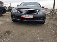 Carenaj roata dreapta fata Mercedes c class w204 an Fab 2009