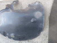 Carenaj roata partea din fata dreapta Renault Scenic cod produs:8200430600