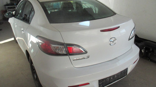 Carenaj roata stanga spate original (pret/bucata) Mazda 3 BL sedan 2010 2011 2012 2013 (dreapta - vandut)