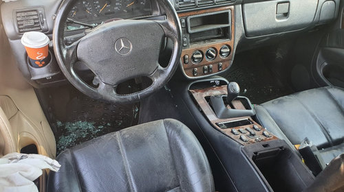 Carlig remorcare Mercedes M-Class W163 2001 ml270 4x4 2.7 cdi