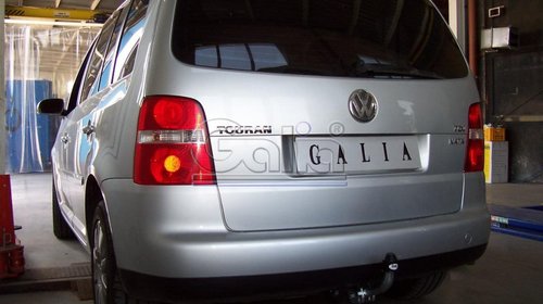 Carlig remorcare Volkswagen Touran 2002-