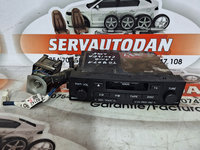 Casetofon Toyota Land Cruiser 3.0 Motorina 2008, 86120-60461