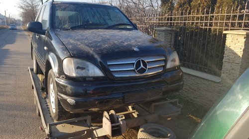 Catalizator /galerie evacuare Mercedes ML 320 M Class W163 320 2000-2001 3.2 benzina