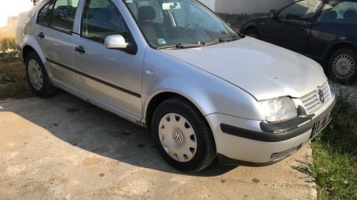 Catalizator VW Bora 2003 Berlina 1.6